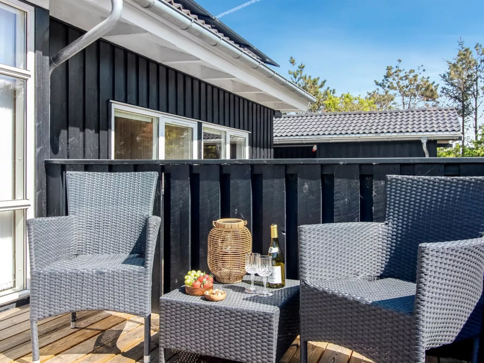 "Elvan" - 450m from the sea-Buiten