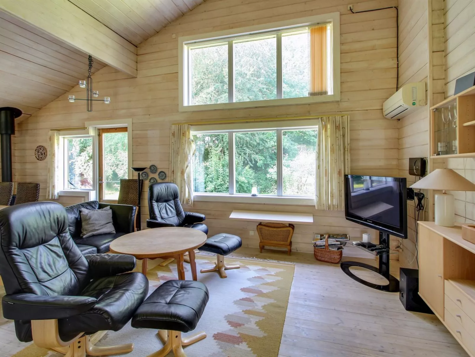 "Efimija" - 7km from the sea-Binnen