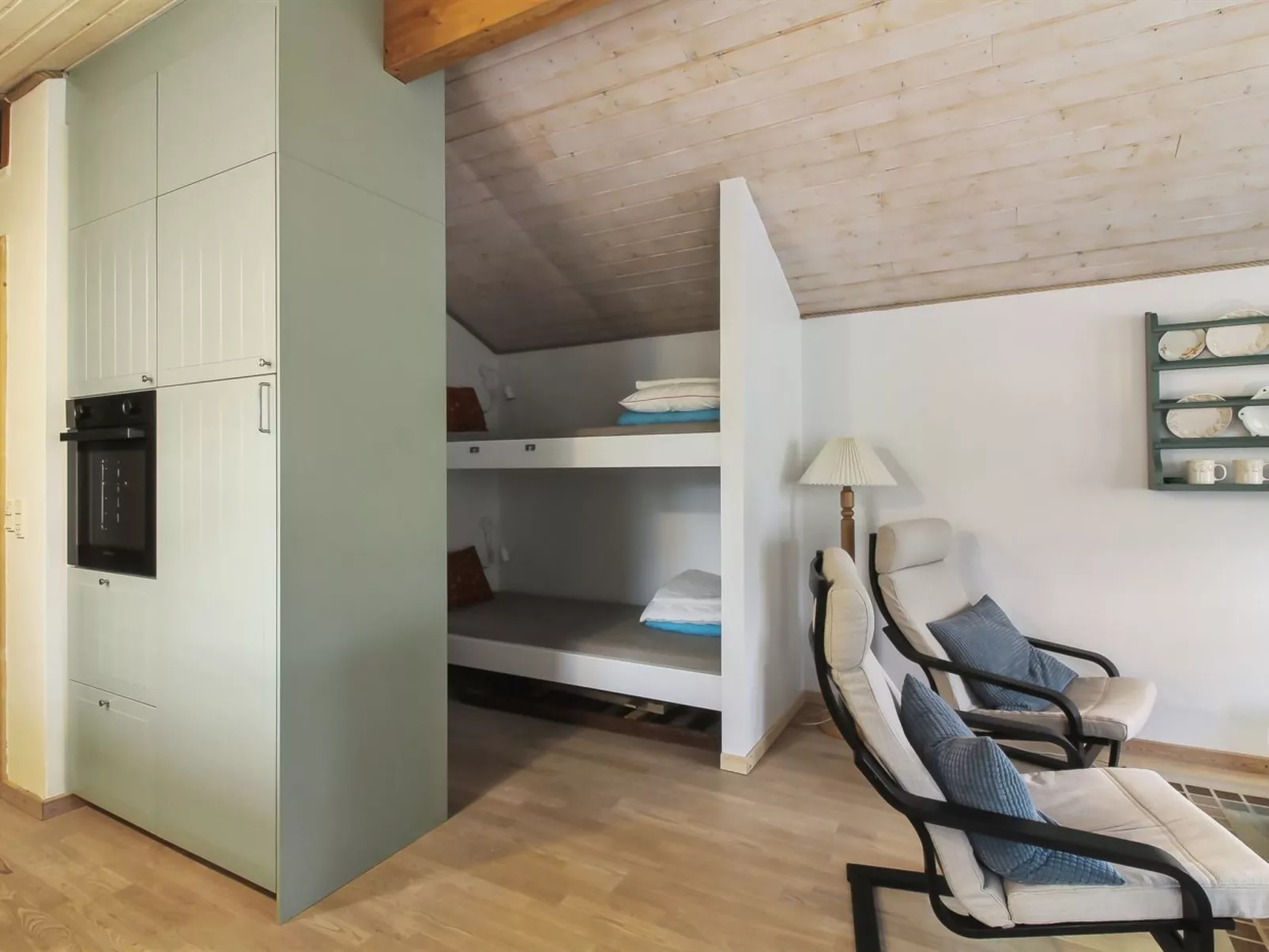 "Fritzy" - 75m from the sea-Binnen