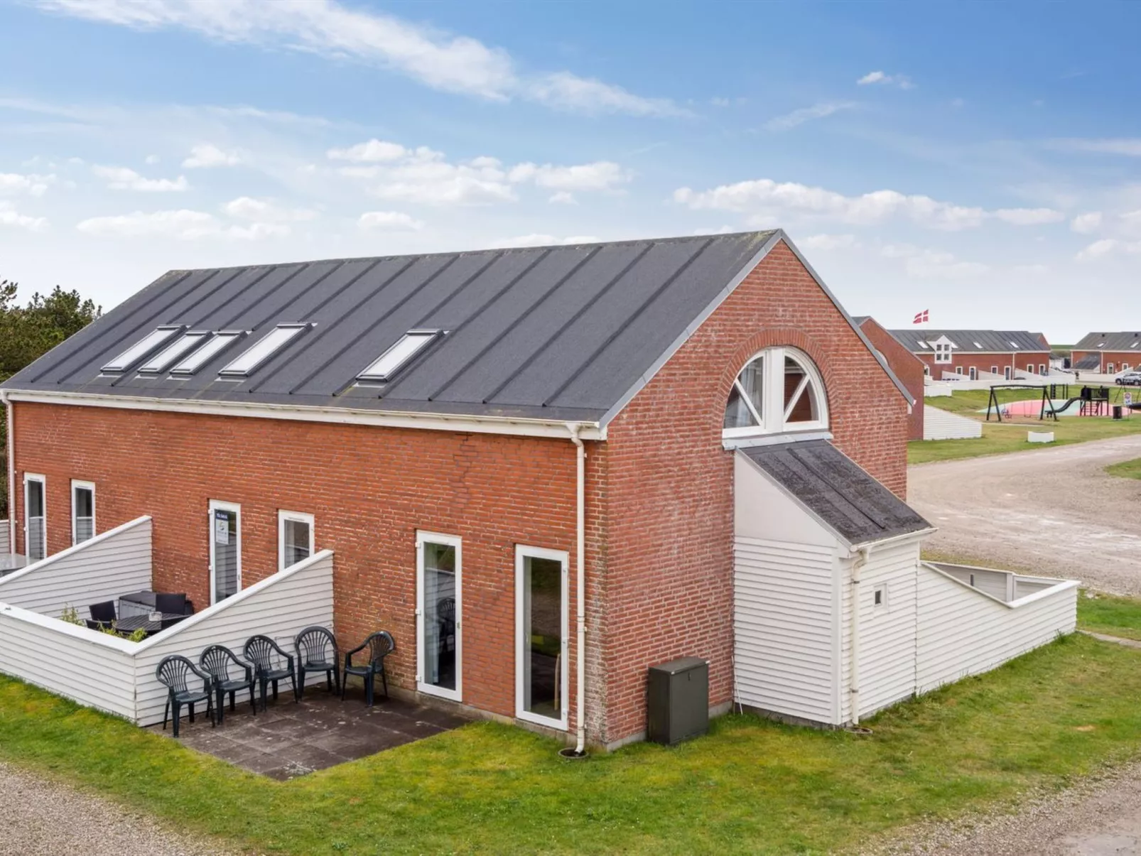 "Aldora" - 2.3km from the sea-Buiten