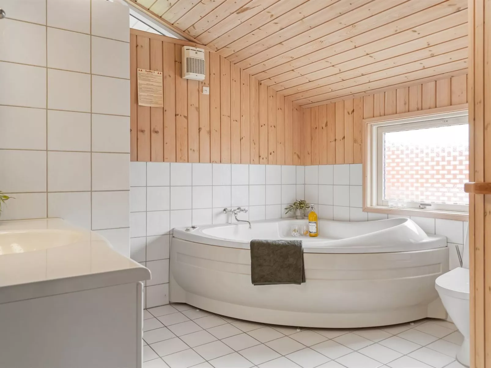 "Dolma" - 75m from the sea-Binnen