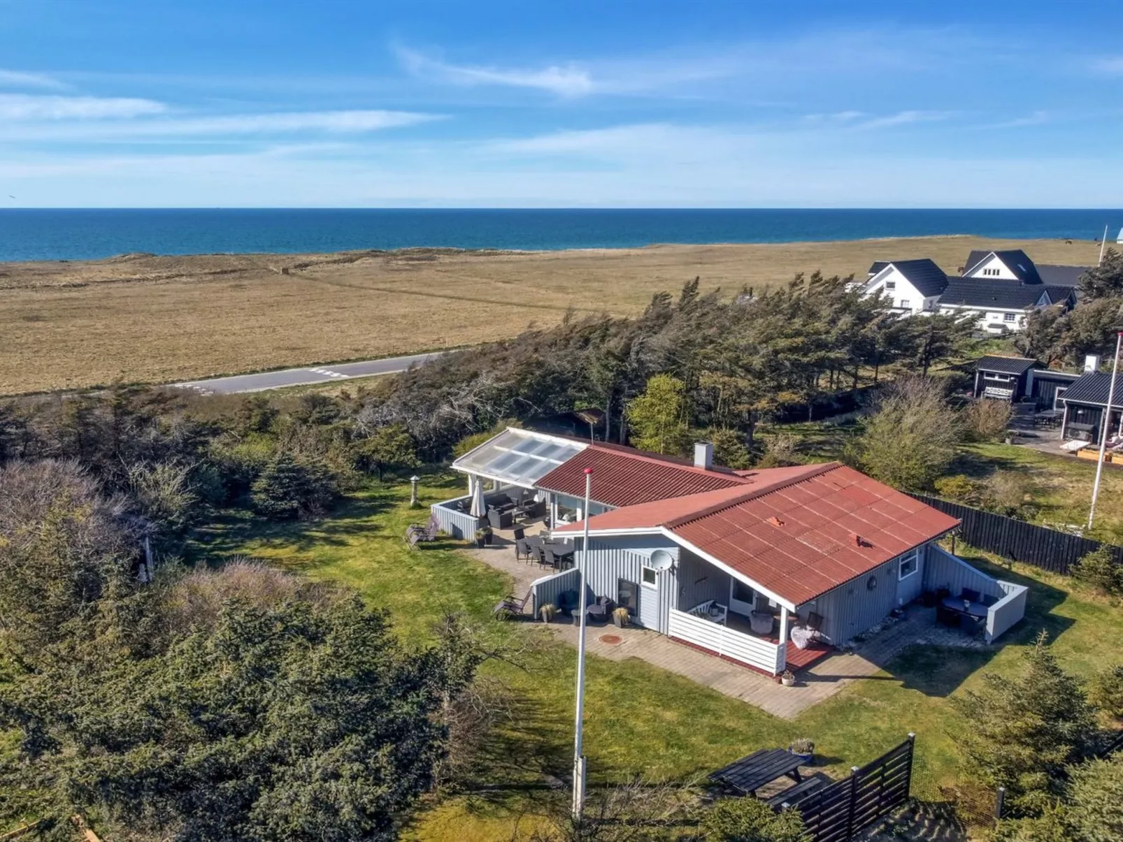 "Henryette" - 200m from the sea-Buiten