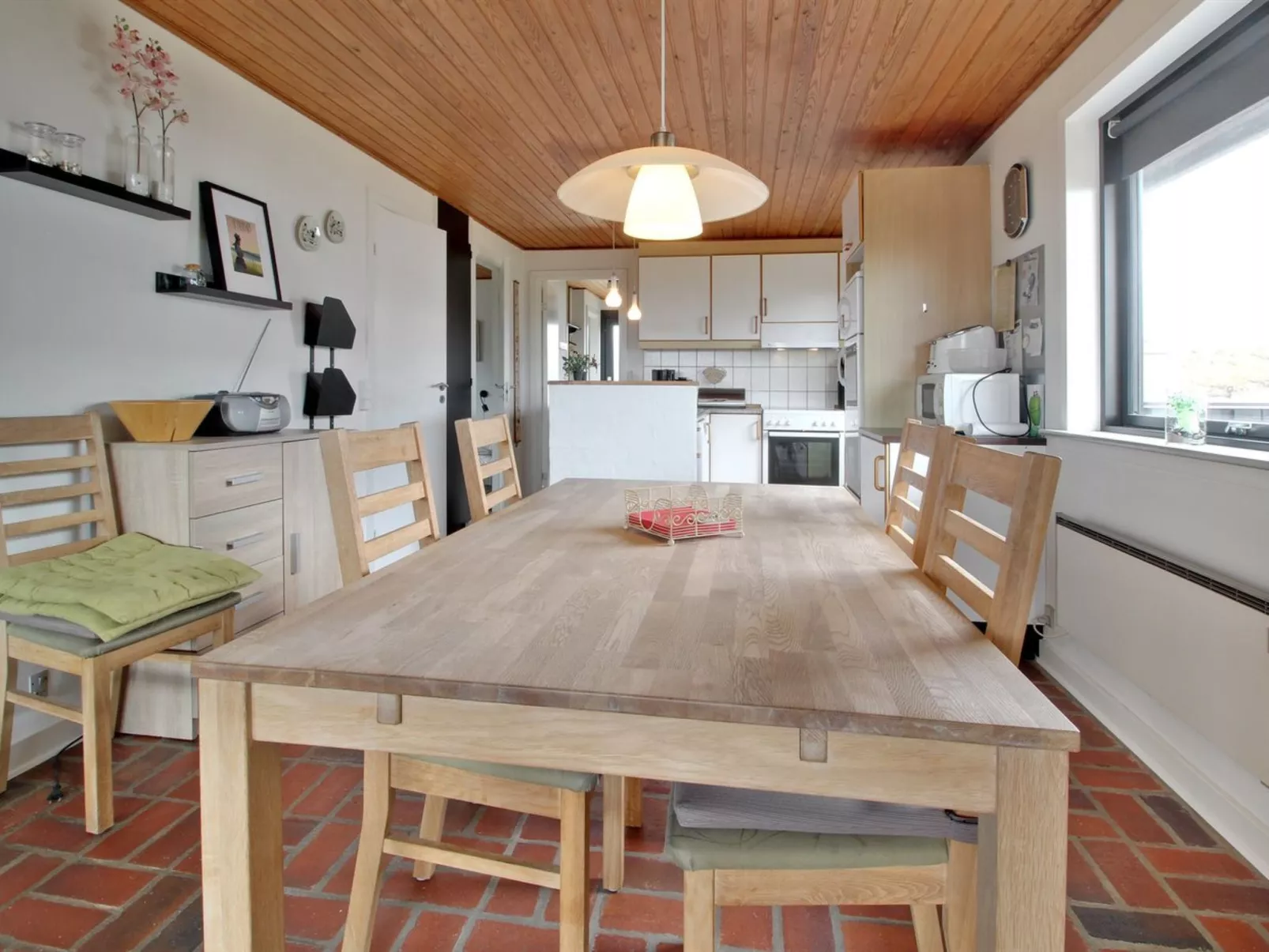 "Sophine" - 50m from the sea-Binnen