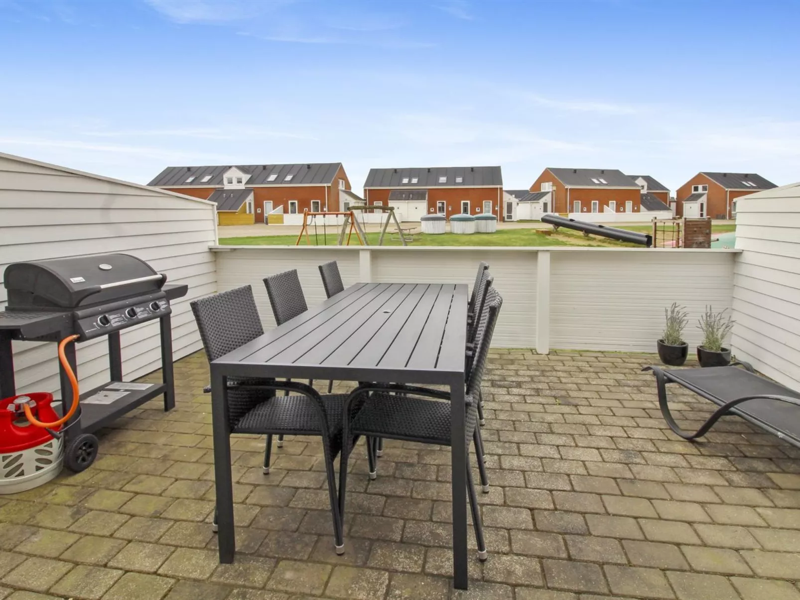 "Héléne" - 2.3km from the sea-Buiten