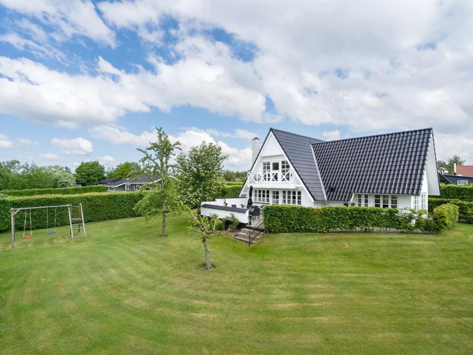 "Tamer" - 500m to the fjord-Buiten