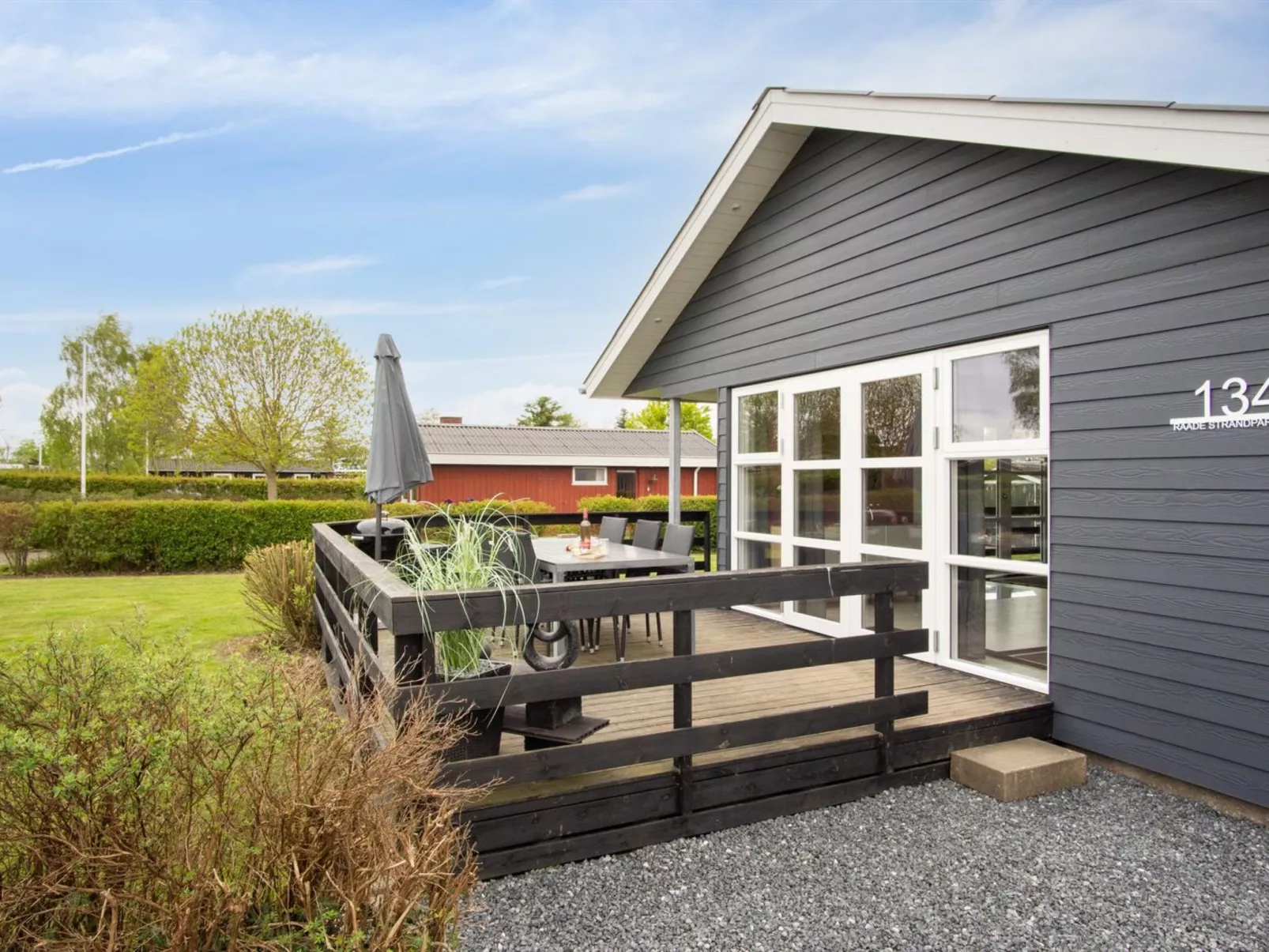 "Elvina" - 200m from the sea-Buiten