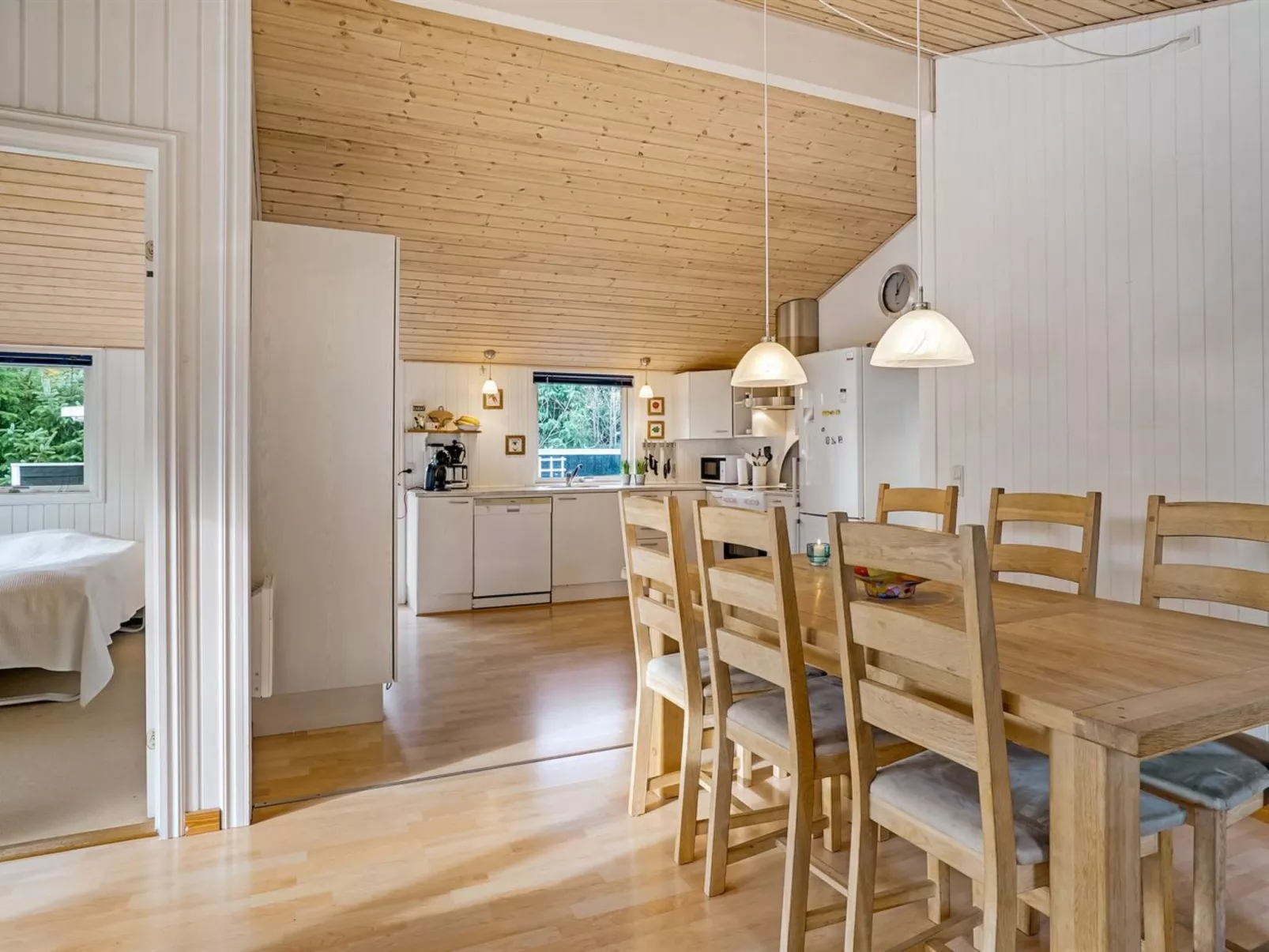 "Eli" - 1.4km from the sea-Binnen