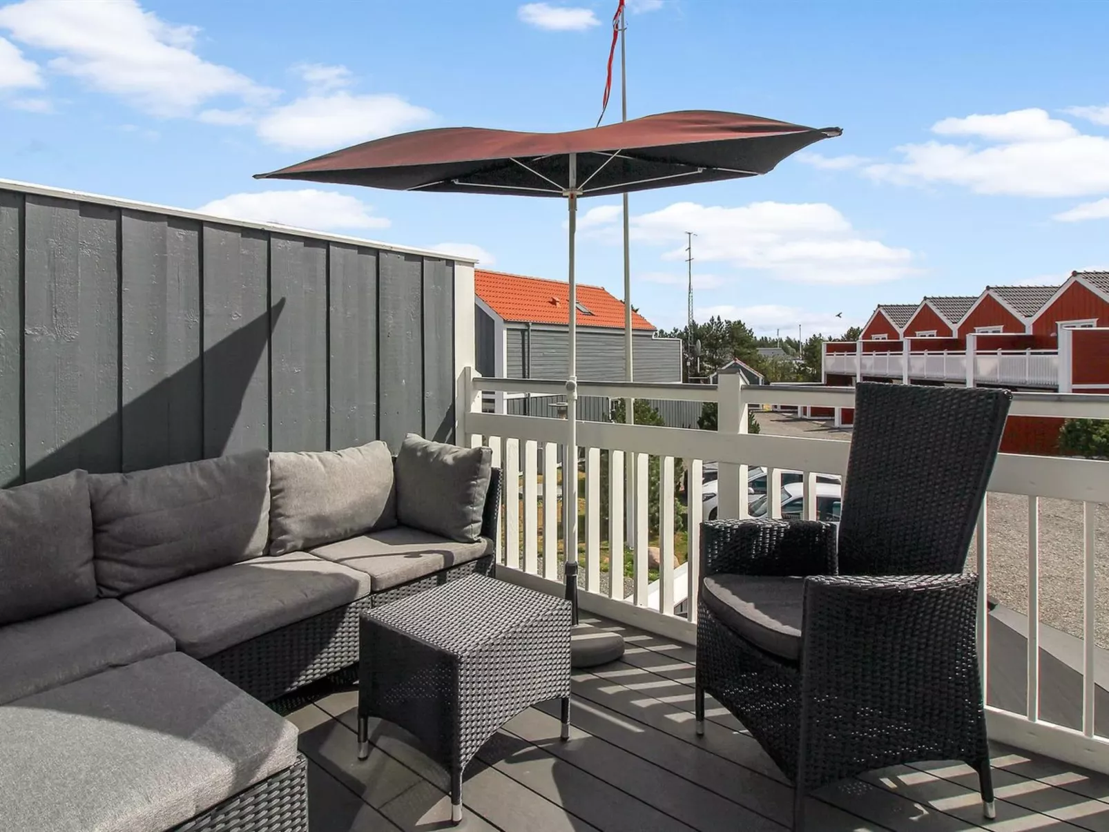 "Vinny" - 1.2km from the sea-Buiten