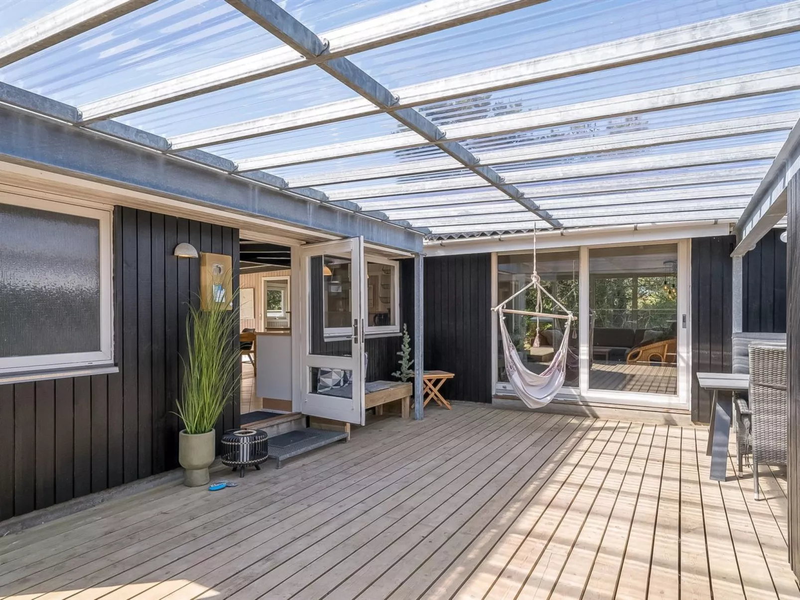 "Finne" - 800m from the sea-Buiten