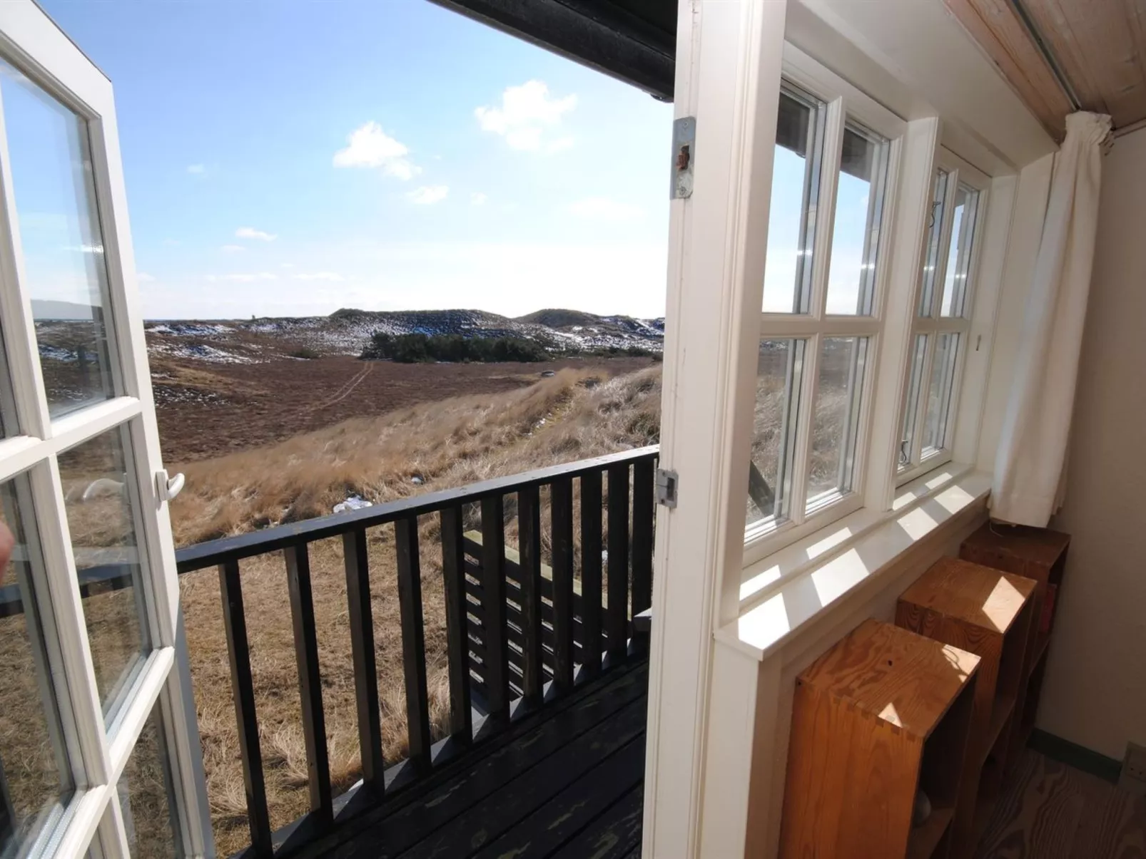 "Swanja" -  from the sea-Binnen