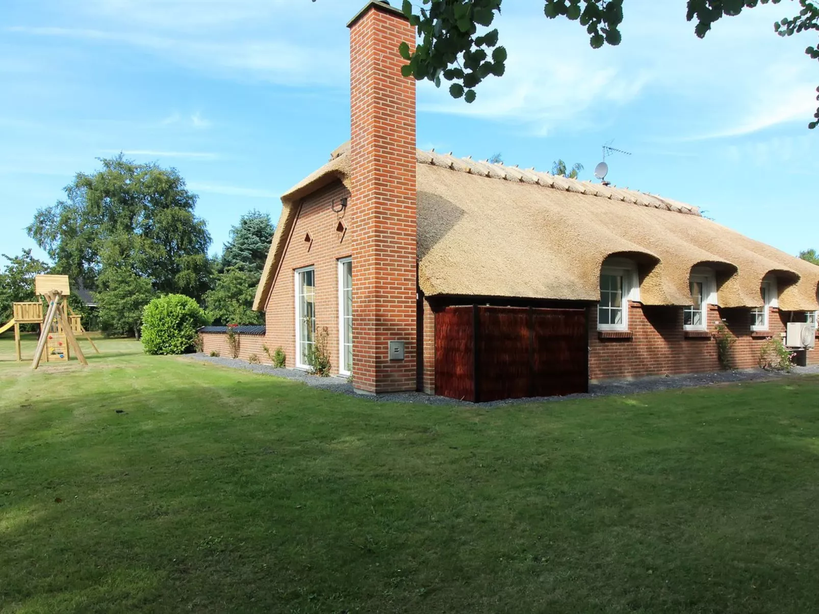 "Erra" - 250m from the sea-Buiten