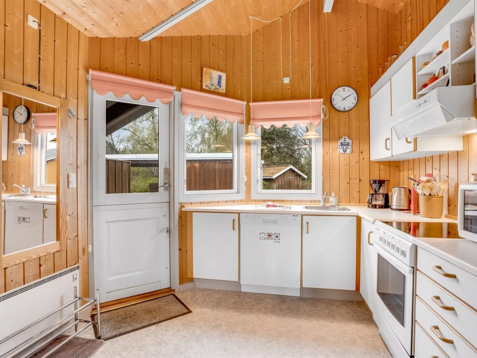 "Eeva" - 900m from the sea-Binnen