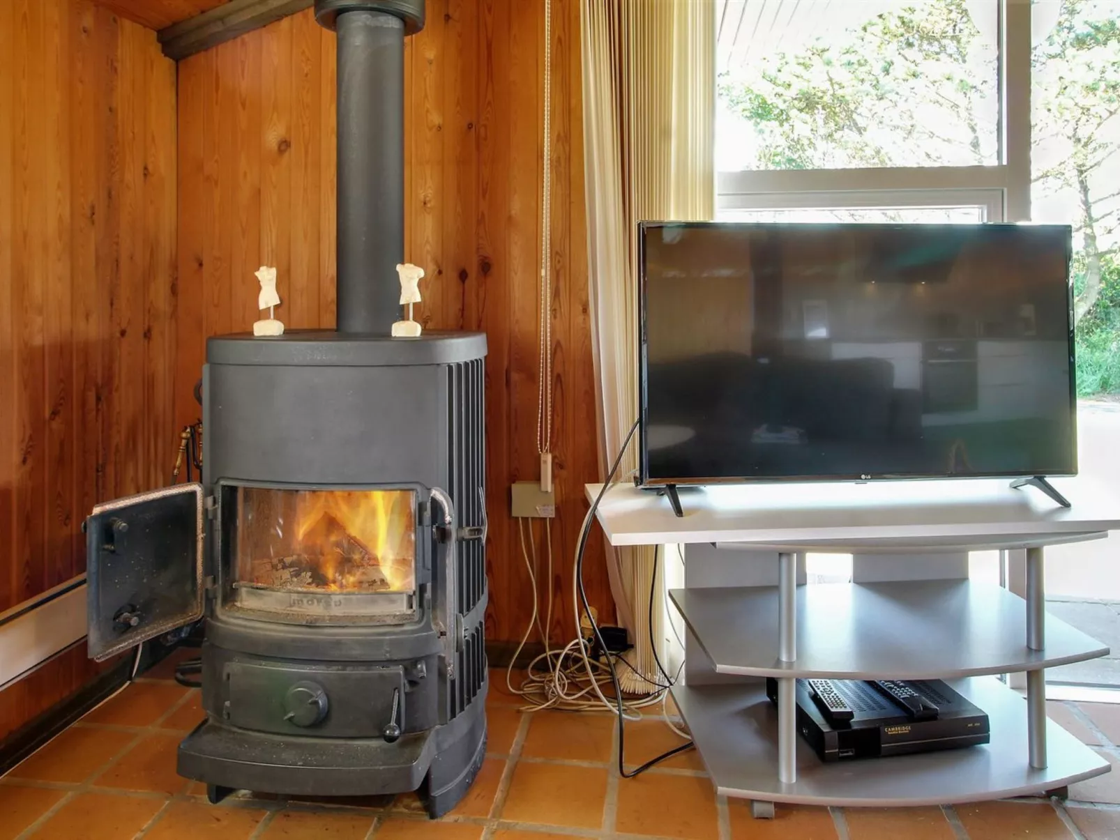 "Alaia" - 1km from the sea-Binnen