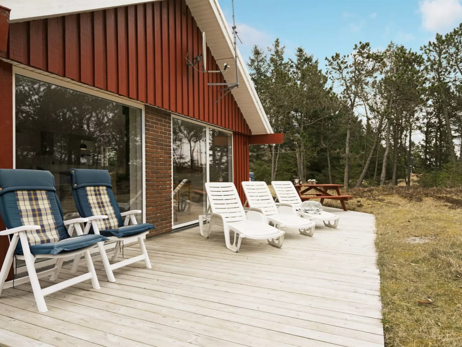 "Tove" - 1.5km from the sea-Buiten