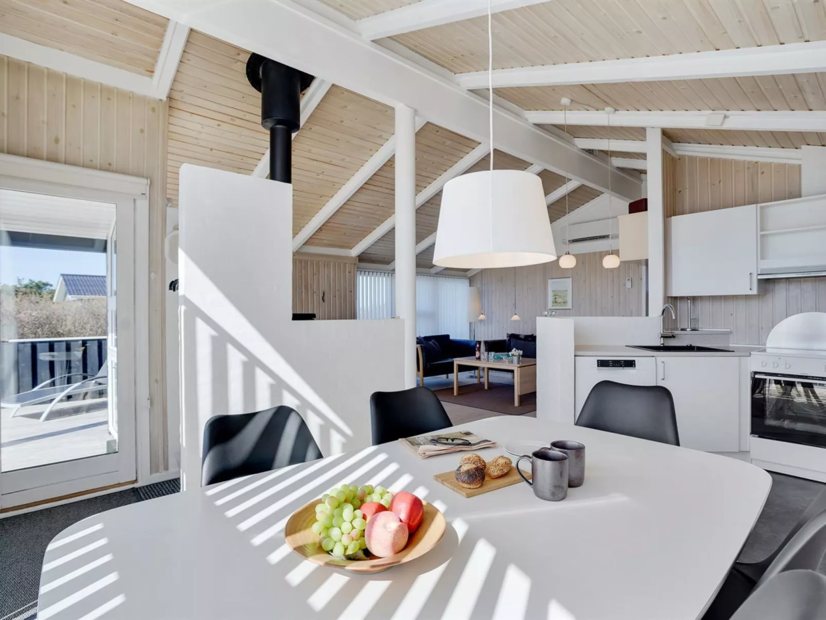 "Galatia" - 500m from the sea-Binnen