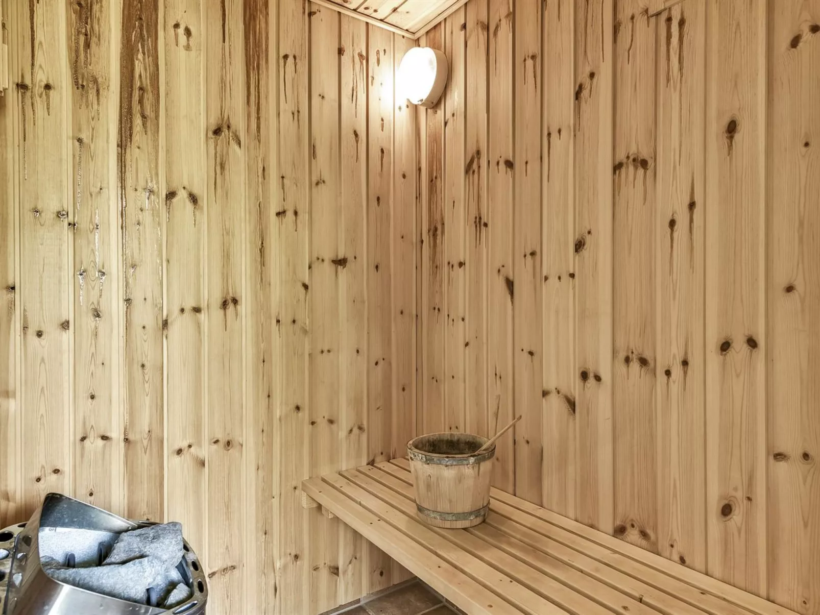 "Elfi" - 30m from the sea-Binnen