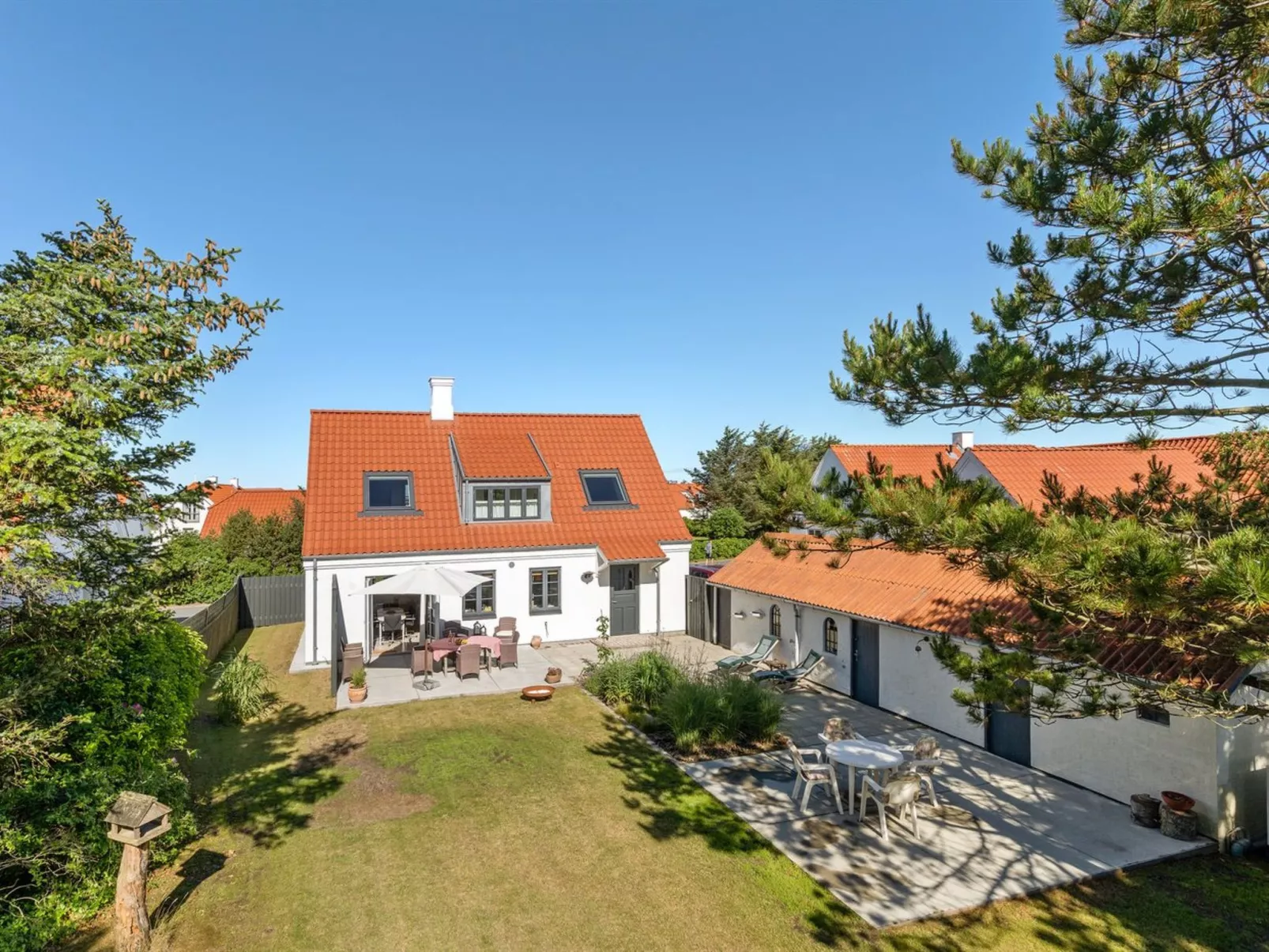 "Shiva" - 300m from the sea-Buiten