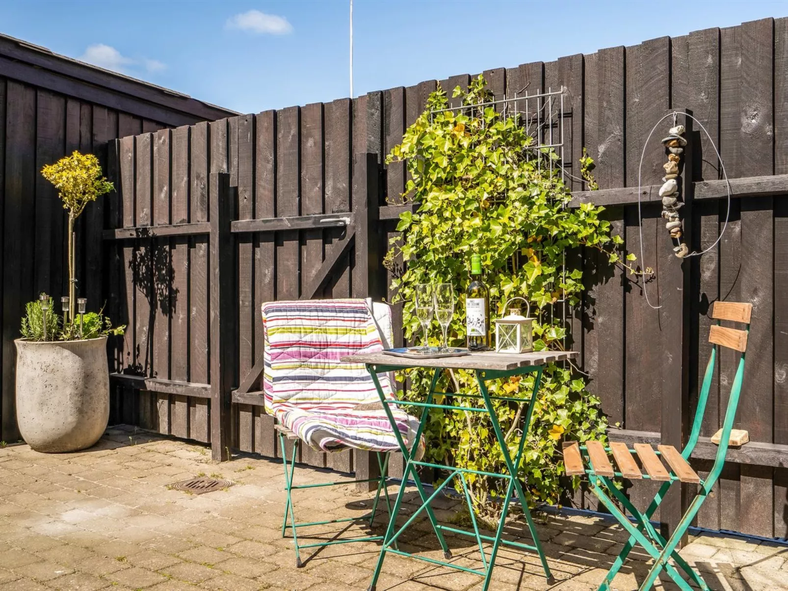 "Fria" - 500m from the sea-Buiten