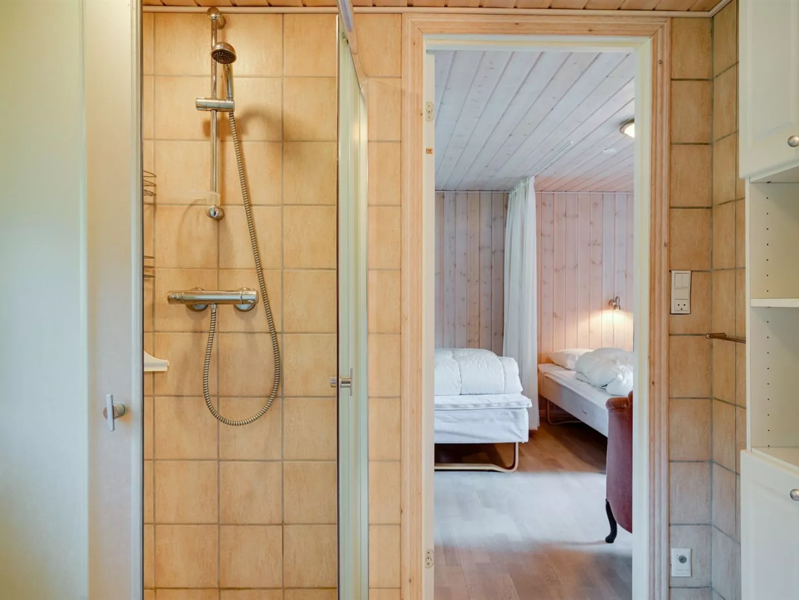 "Hermand" - 700m from the sea-Binnen