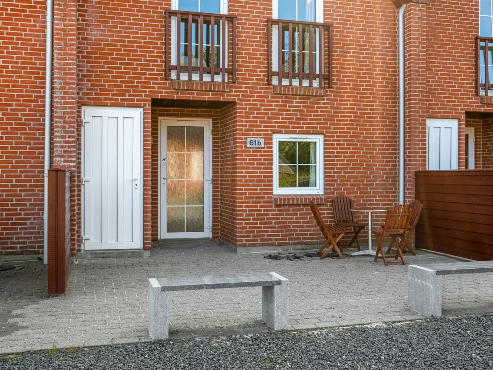 "Henrietta" - 3.5km from the sea