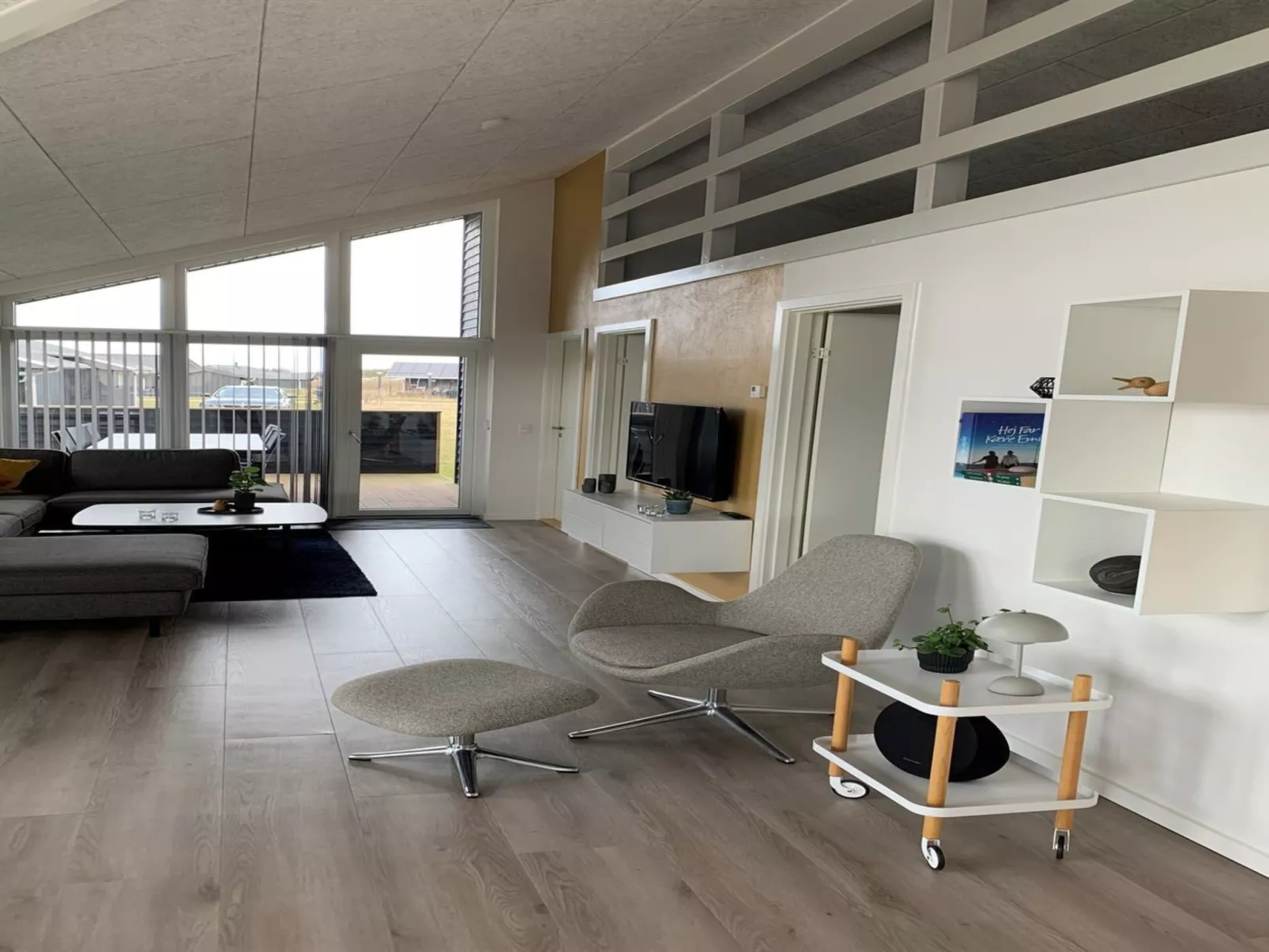 "Antina" - 400m from the sea-Binnen