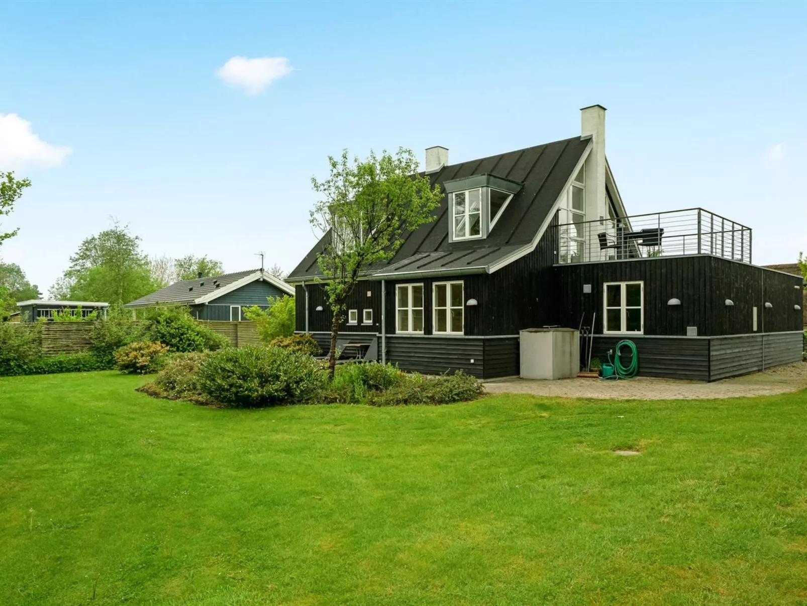 "Gullan" - 75m from the sea-Buiten