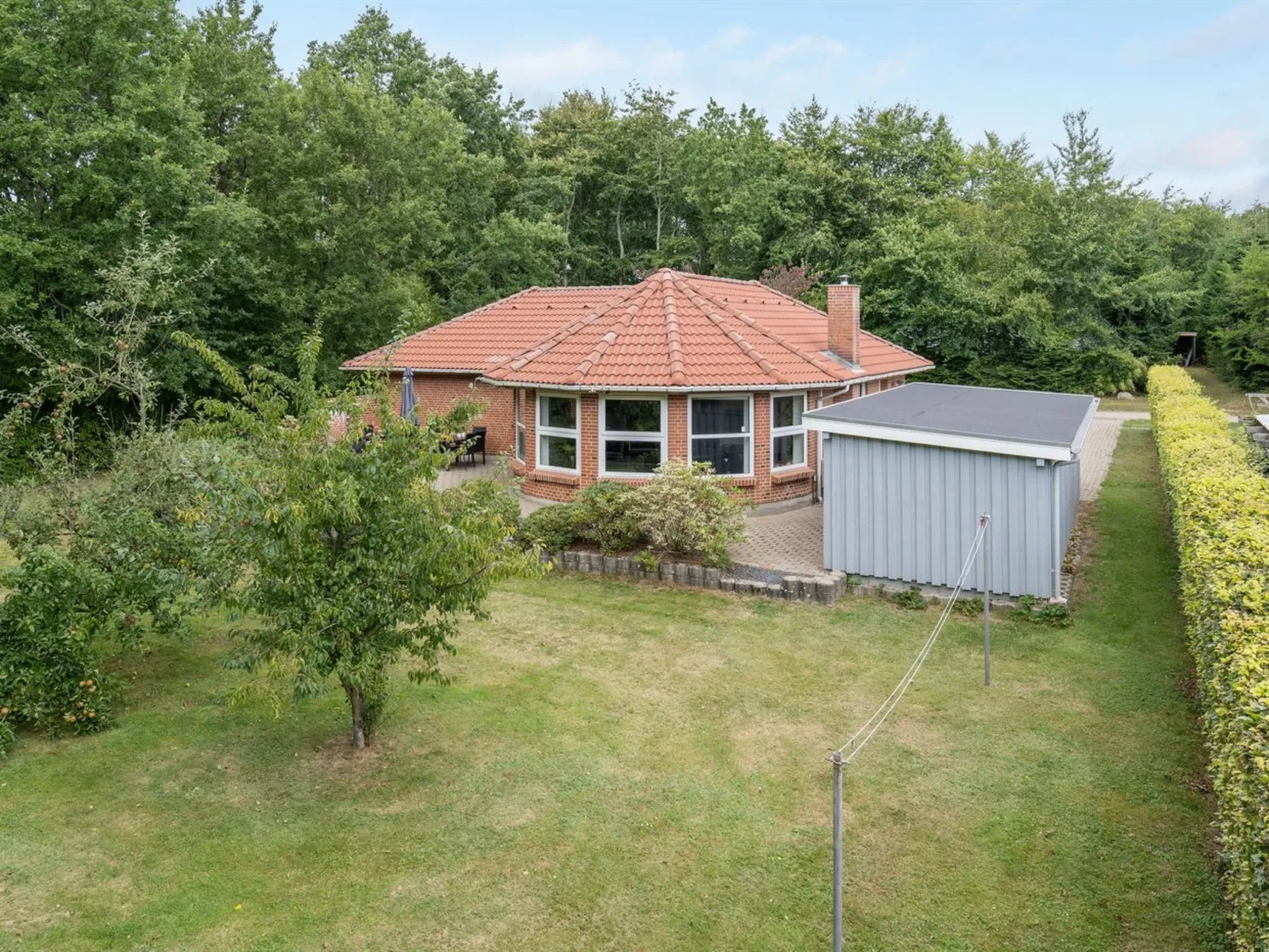 "Wyatt" - 30km from the sea-Buiten