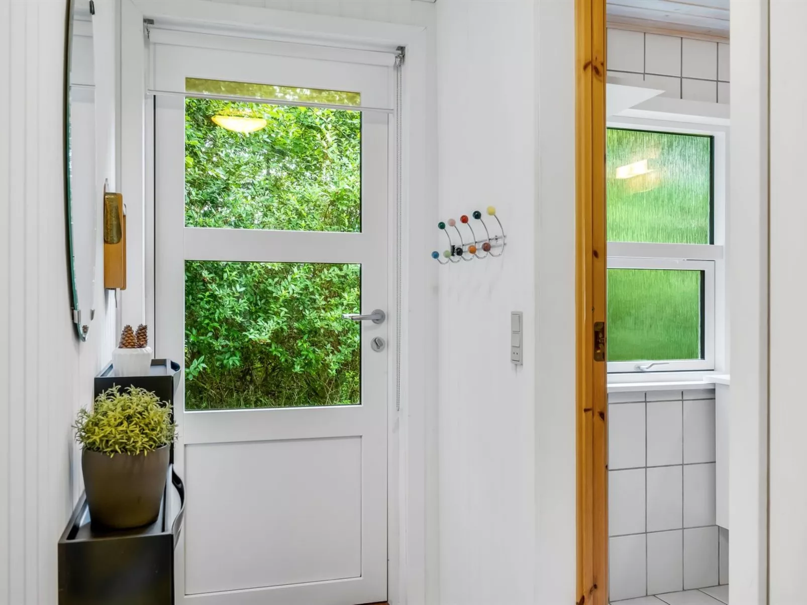 "Fergie" - 400m from the sea-Binnen