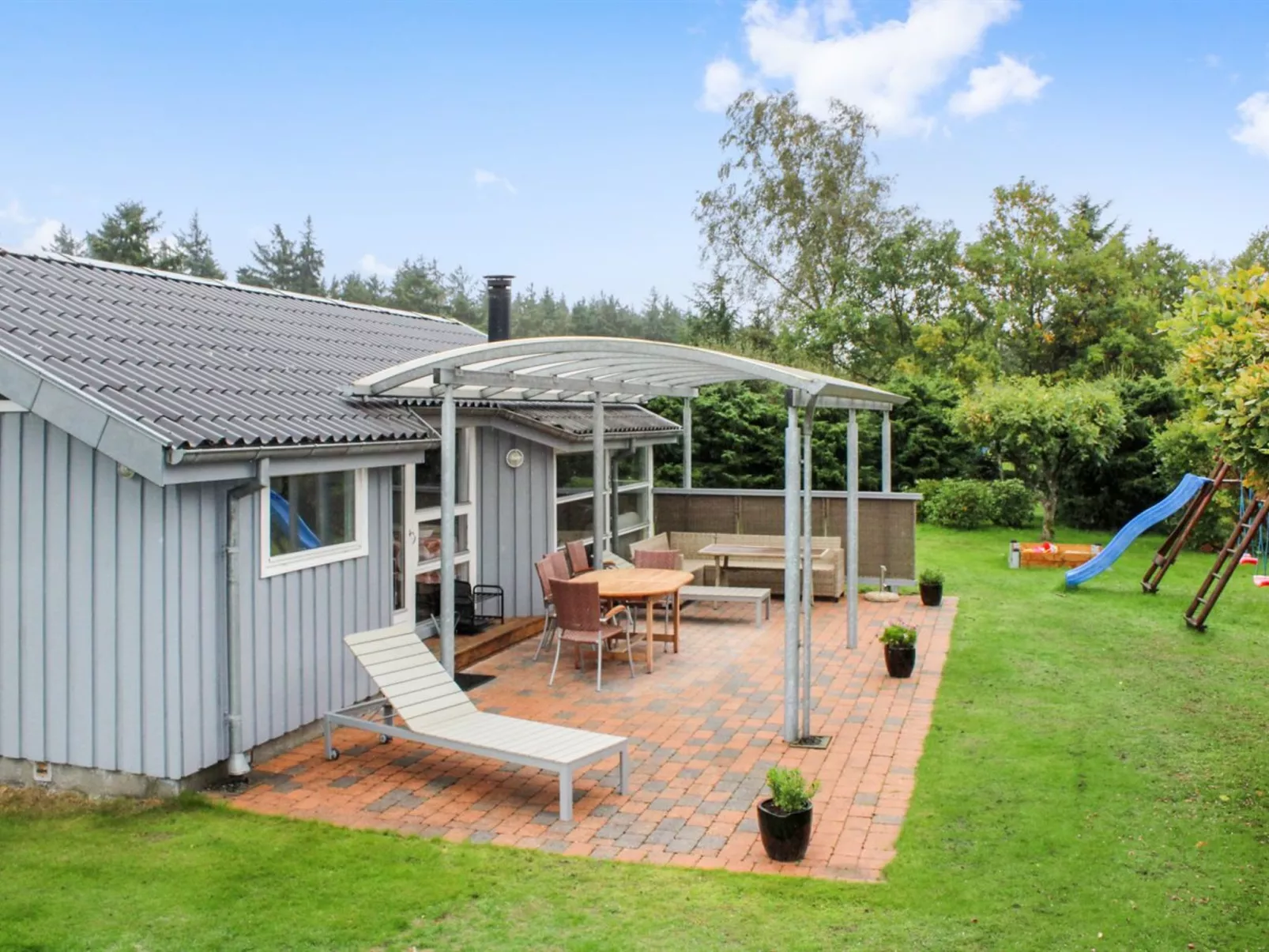 "Albertina" - 200m from the sea-Buiten