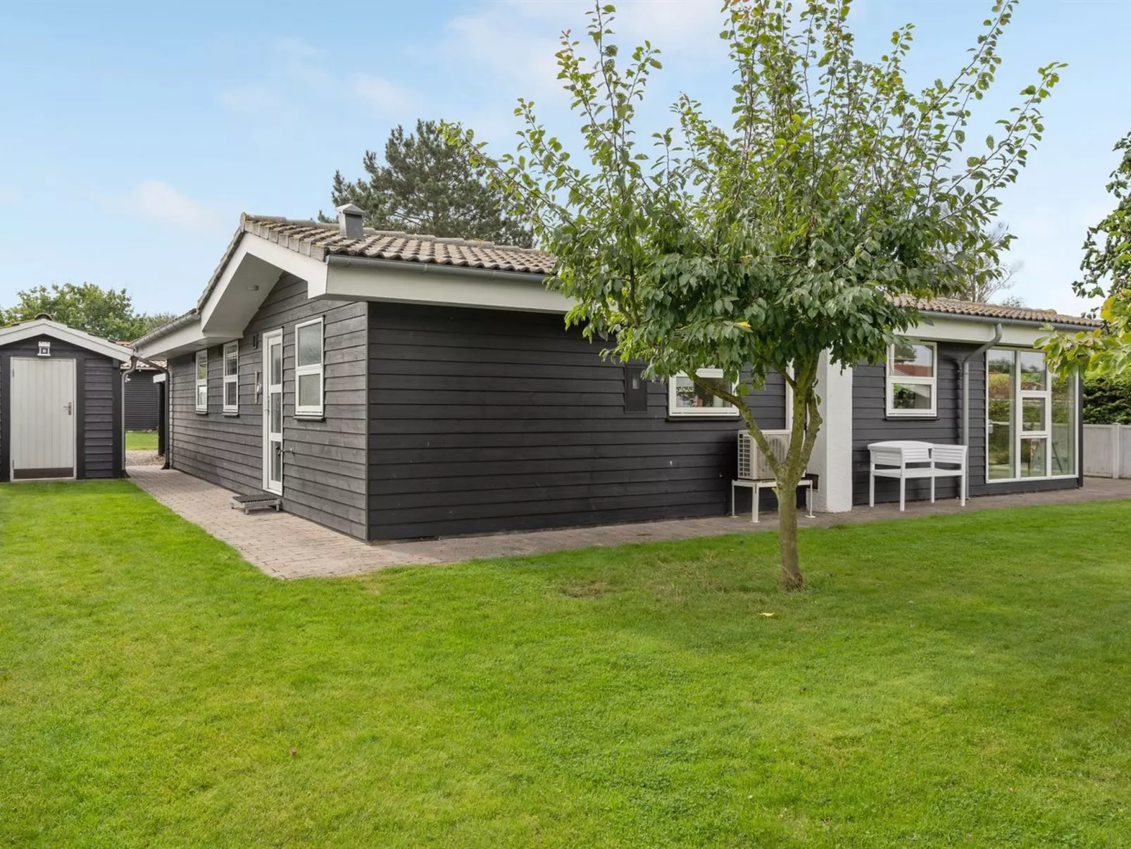 "Gull" - 150m from the sea-Buiten