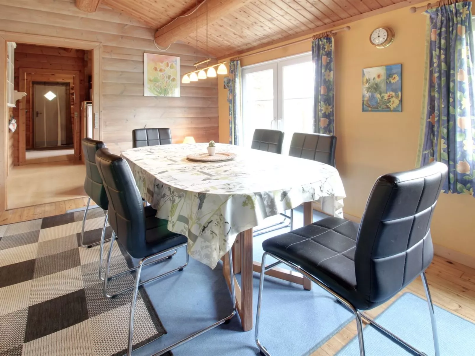 "Thorbergh" - 2km from the sea-Binnen