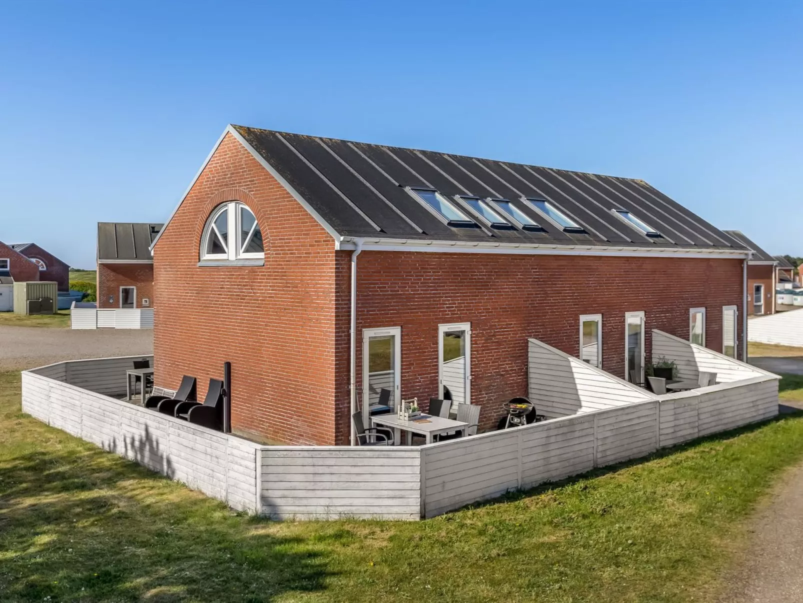 "Niilo" - 1.7km from the sea - Buiten