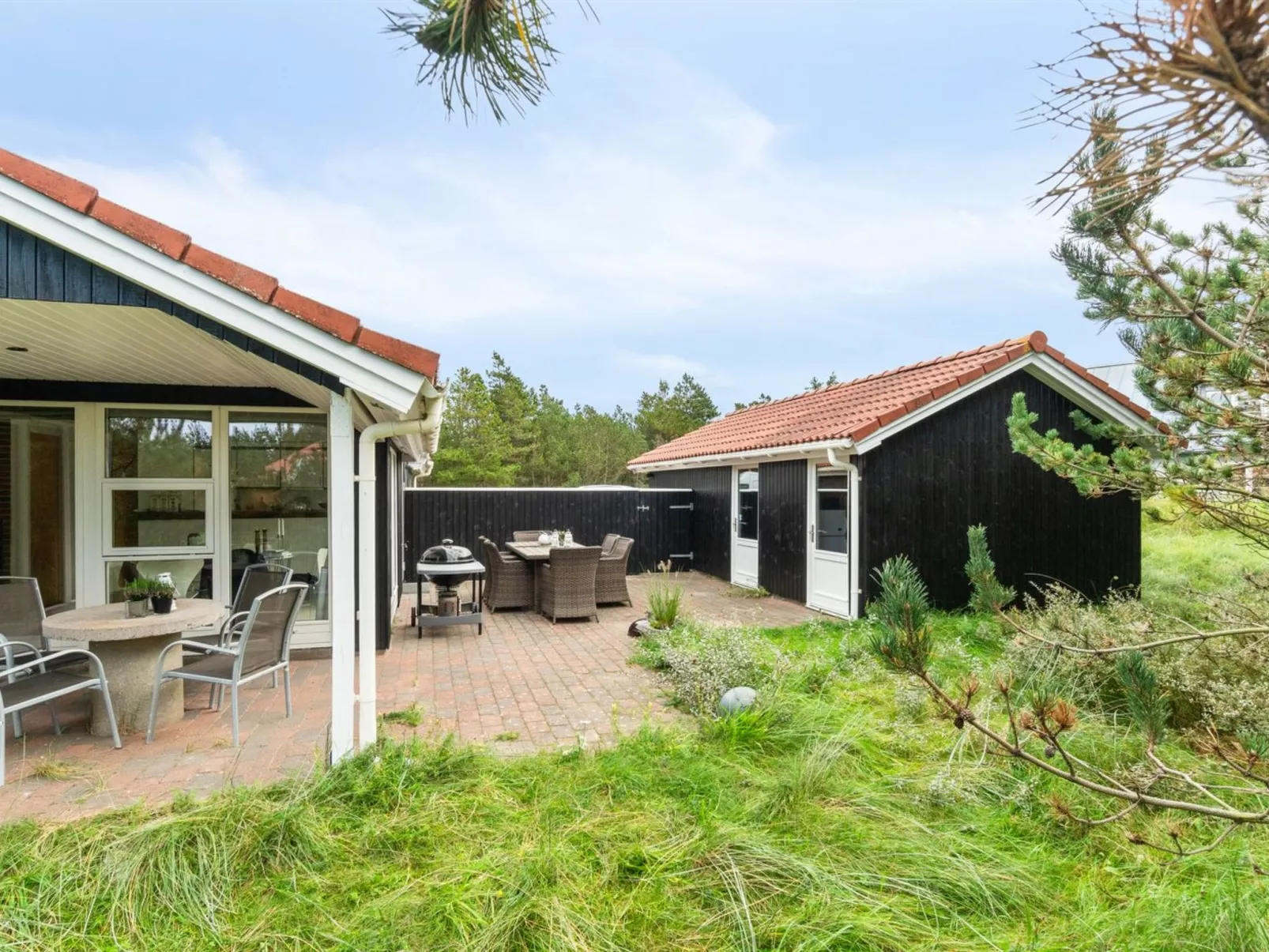 "Henkil" - 700m from the sea-Buiten