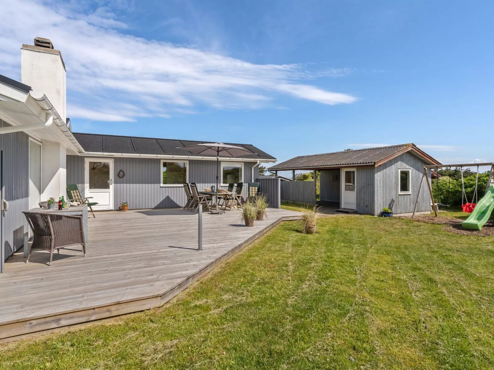 "Wolfger" - 350m from the sea-Buiten