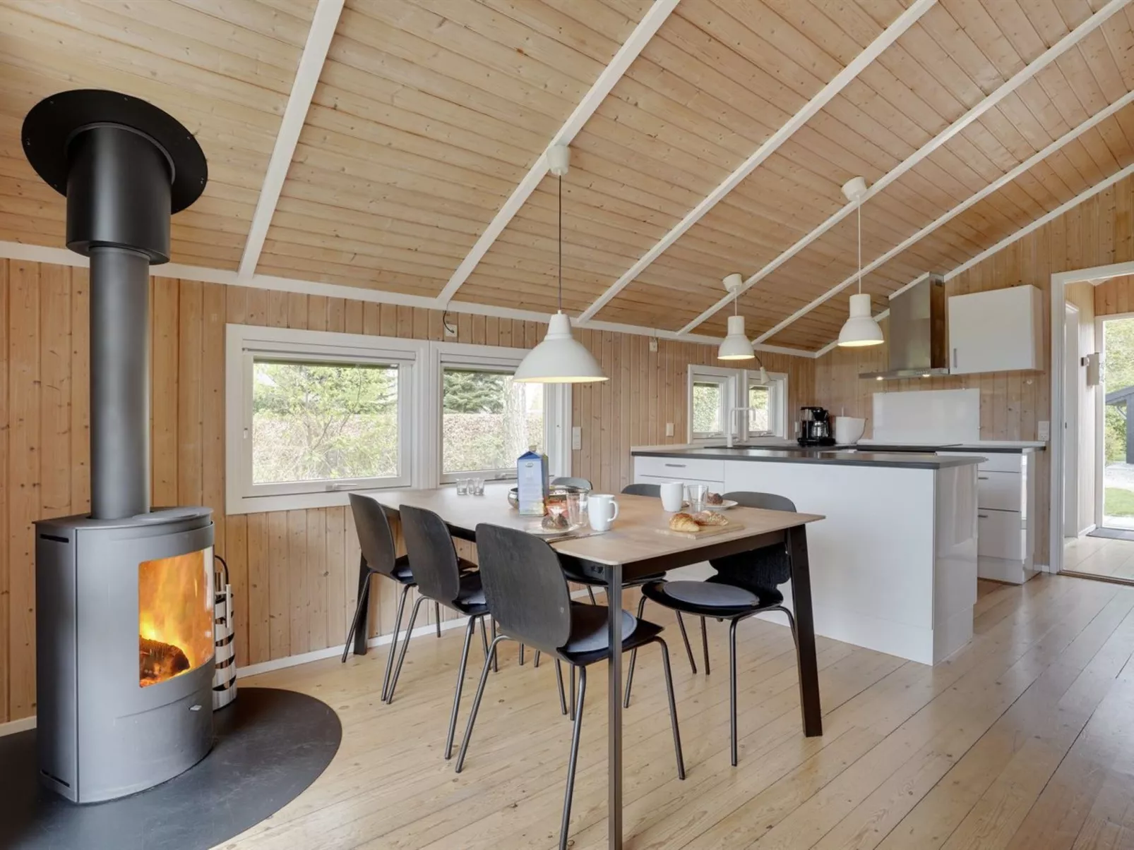 "Nafni" - 200m from the sea-Binnen