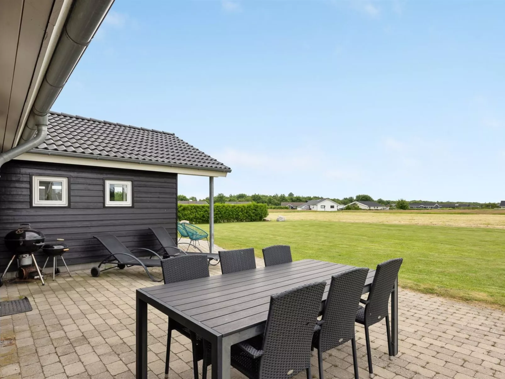 "Finja" - 500m from the sea-Buiten