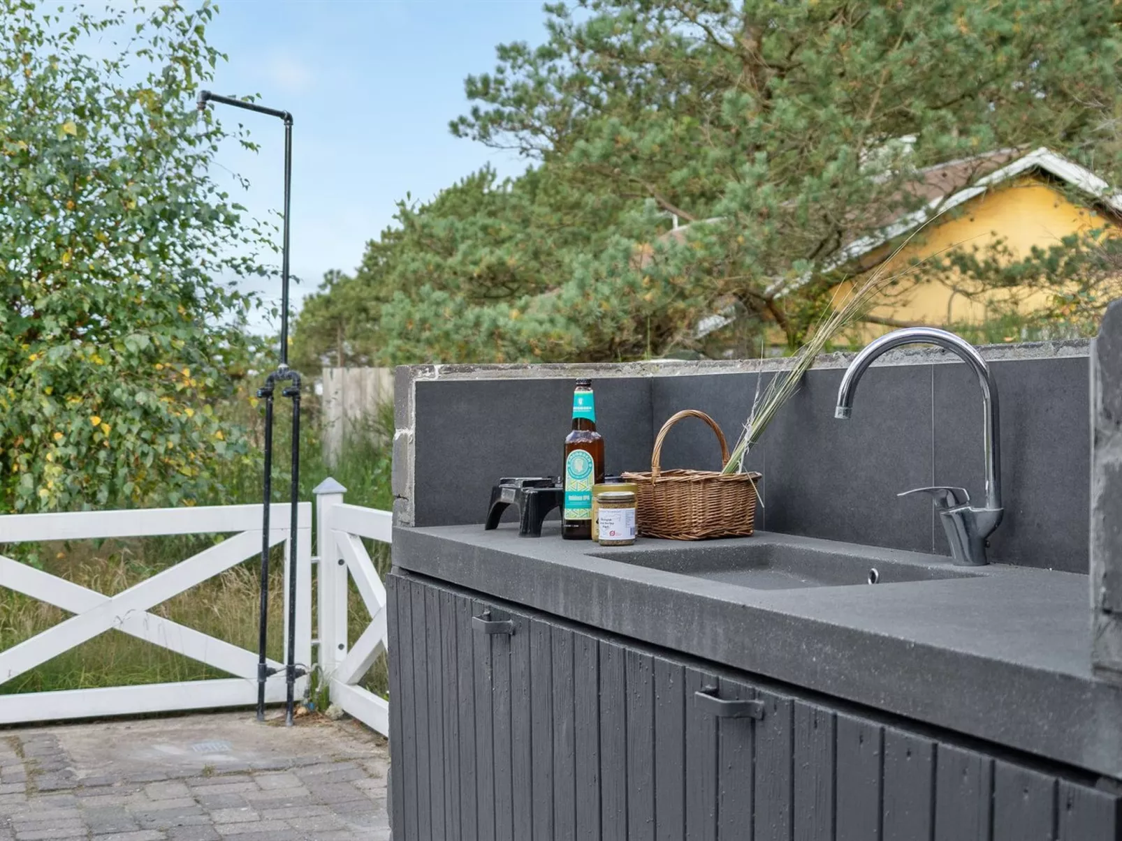 "Tishon" - 100m from the sea-Buiten