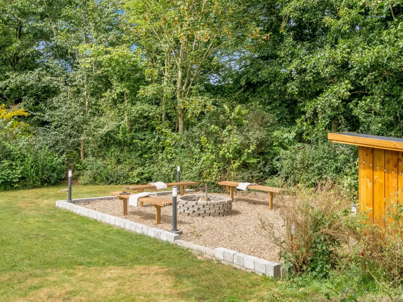 "Gudfast" - 300m to the fjord-Buiten