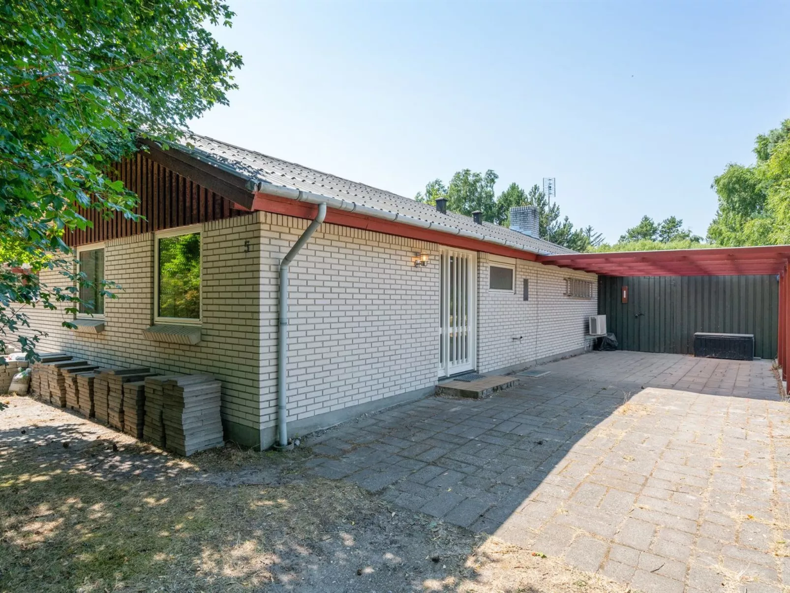 "Sitta" - 400m from the sea-Buiten