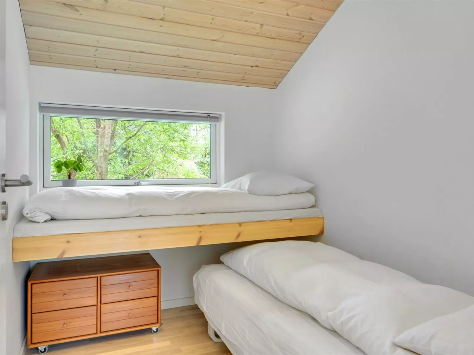 "Heino" - 3.5km from the sea-Binnen