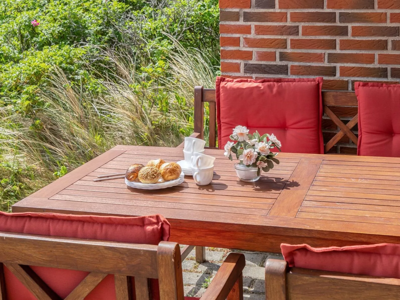 "Bjarnger" - 200m from the sea-Buiten