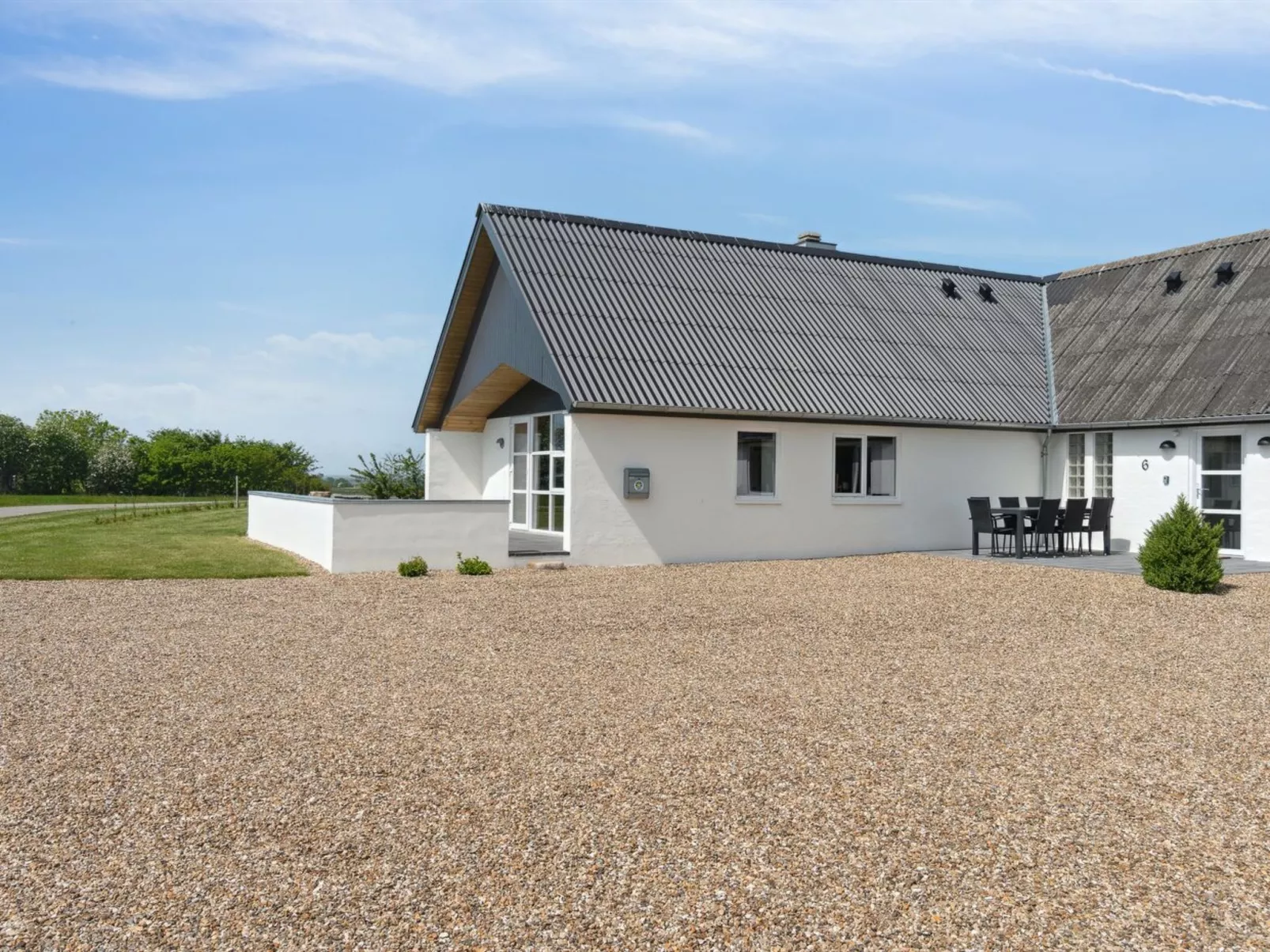 "Imilie" - 250m to the fjord-Buiten