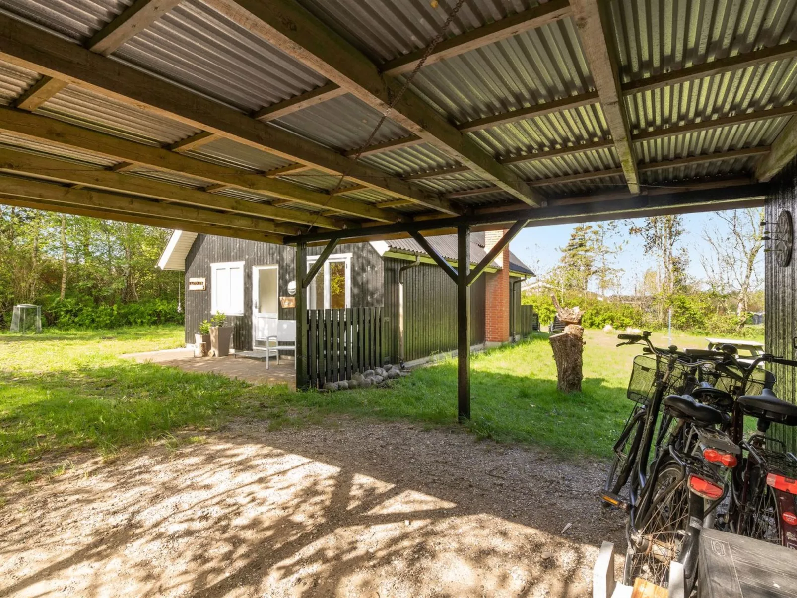 "Thina" - 750m to the fjord-Buiten