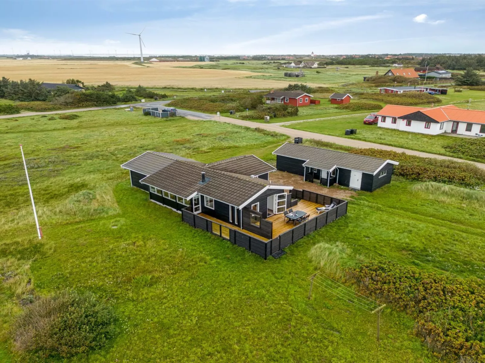 "Viveka" - 500m from the sea-Buiten