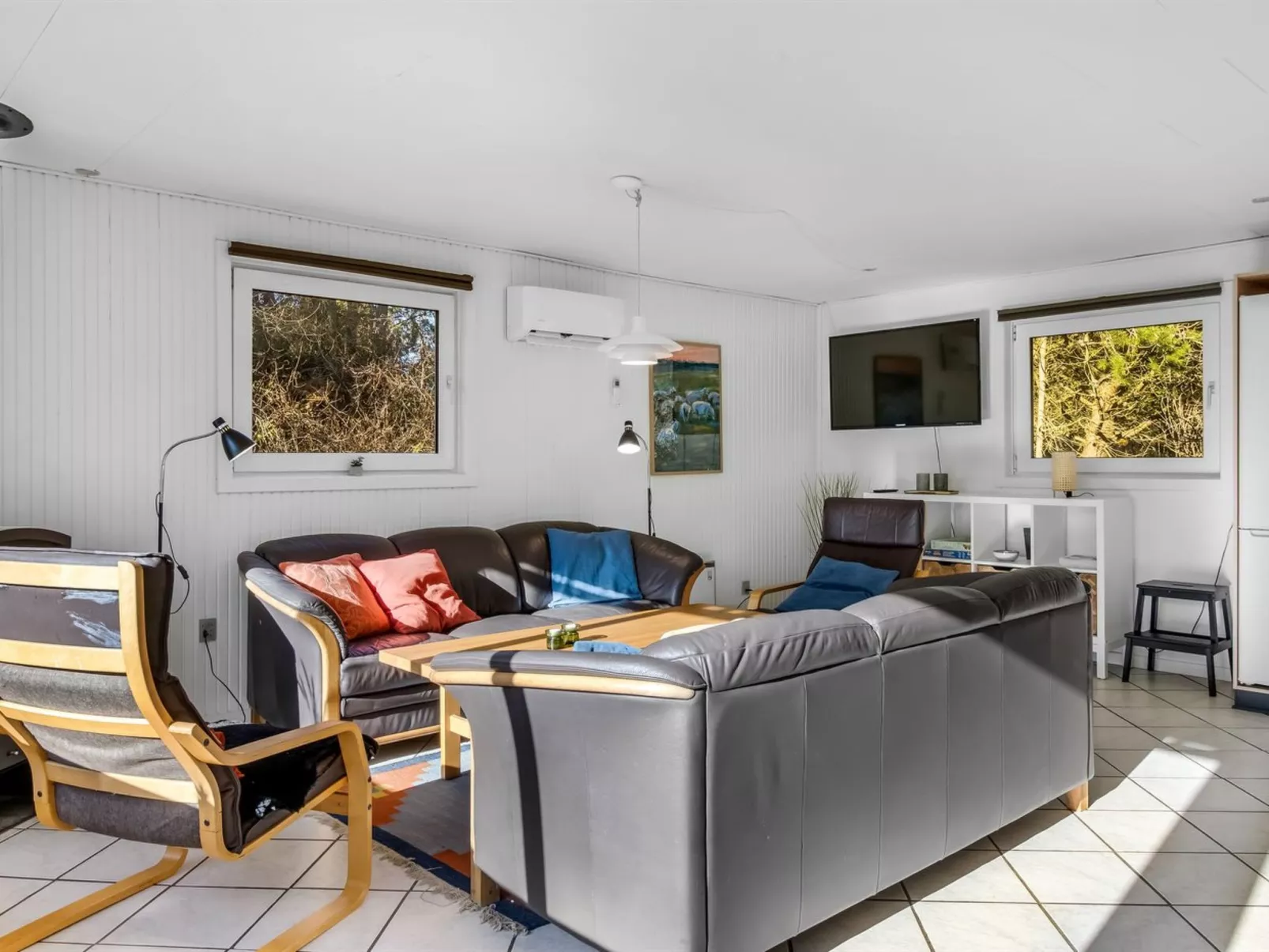 "Arnold" - 3.3km from the sea-Binnen