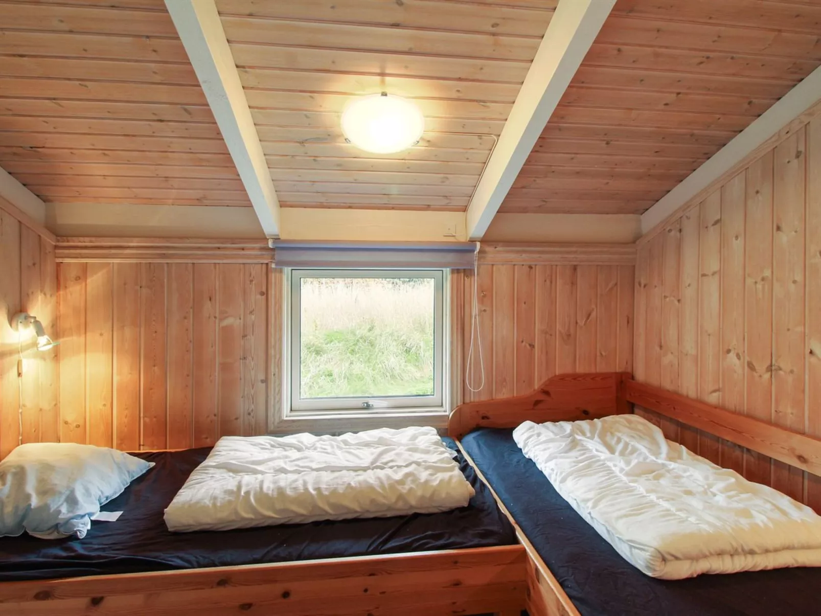 "Danika" - 800m from the sea-Binnen