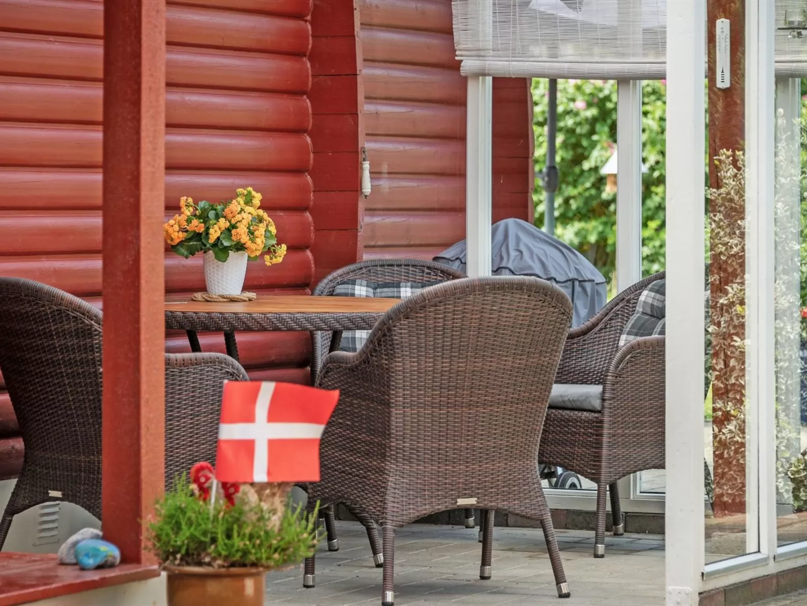 "Tess" - 50m from the sea-Buiten