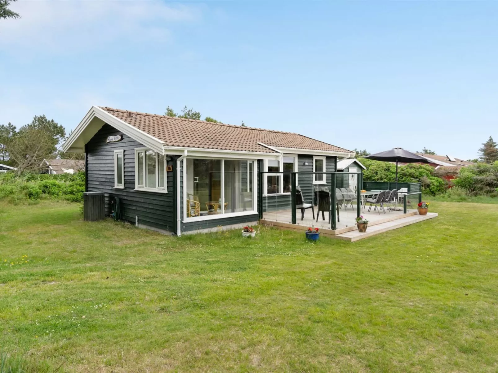 "Matis" - 650m from the sea-Buiten