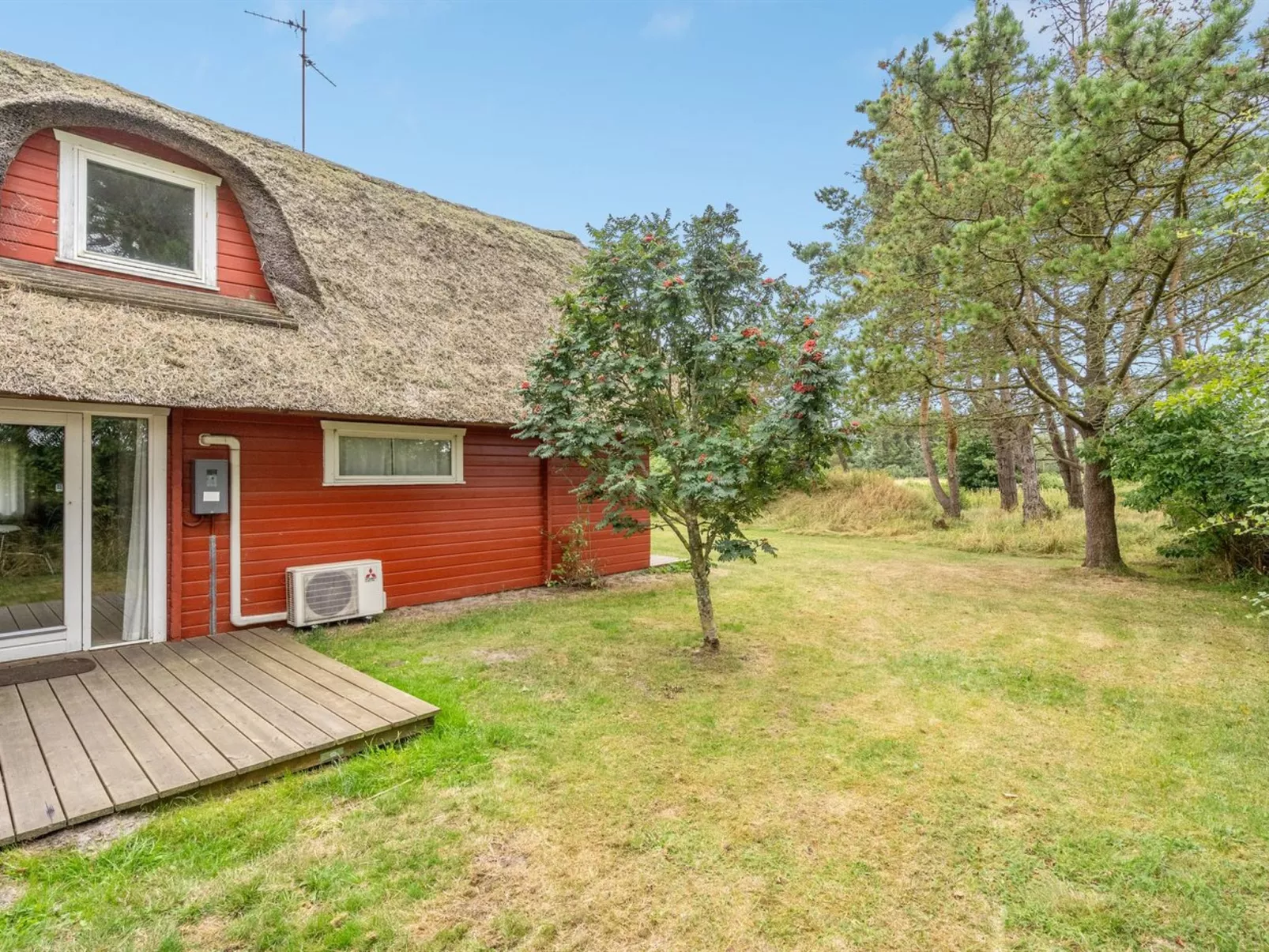 "Tine" - 2.3km from the sea-Buiten