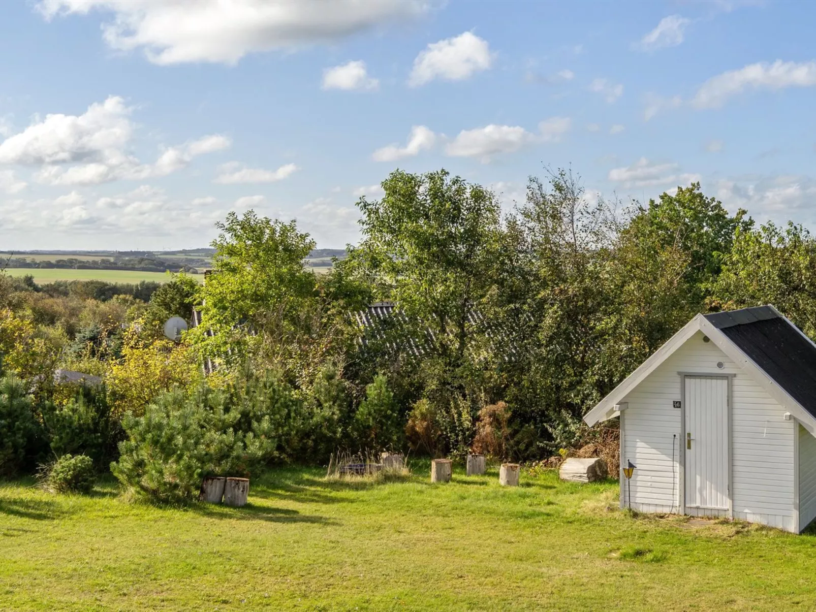 "Tomine" - 500m to the fjord-Binnen